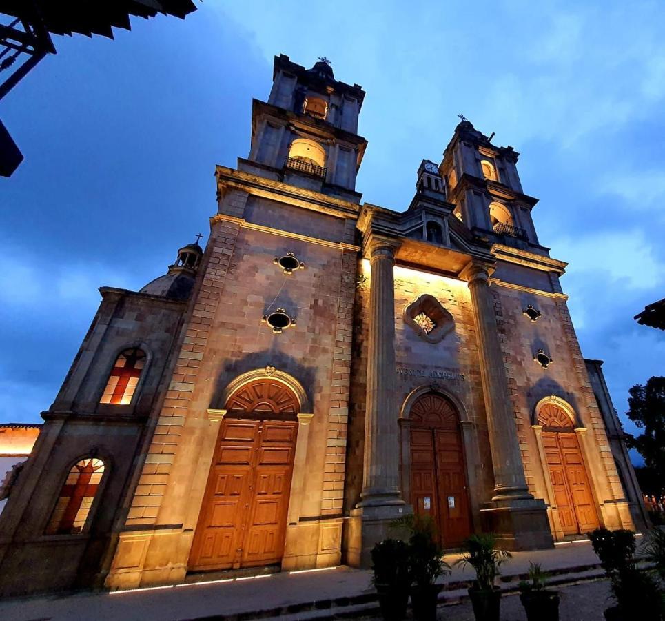 Arawi Hotel Boutique Valle de Bravo Exterior photo